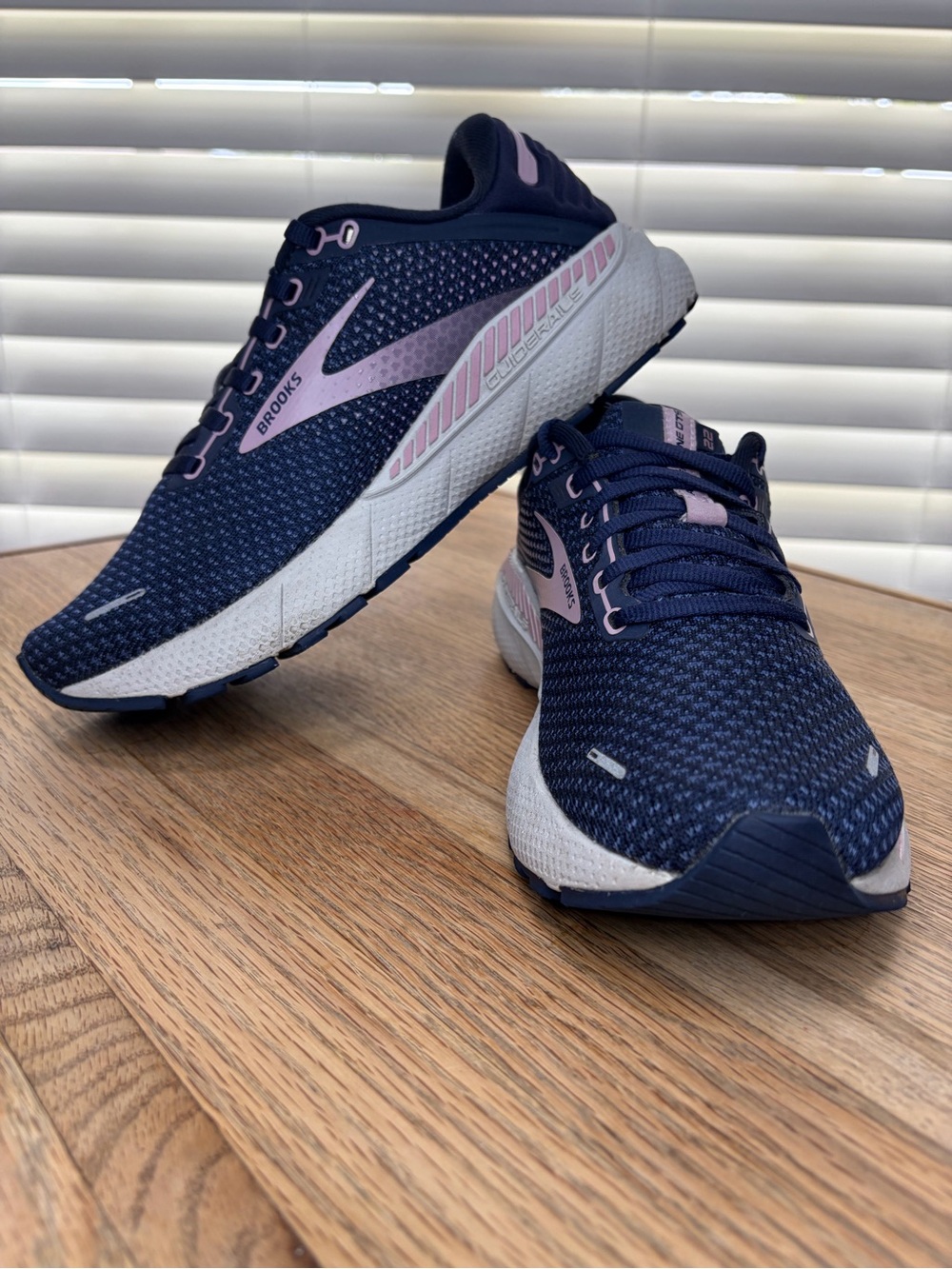 Brooks Adrenaline GTS 22 Women’s Navy and Light Pink Running Sneakers - Picture 6 of 10